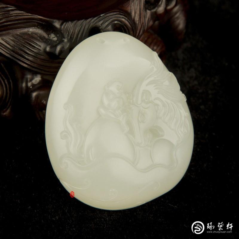 【琢藝軒】穆宇靜  新疆和田玉灑金皮白玉籽玉掛件  (獨(dú)籽)  馬上封侯 35克