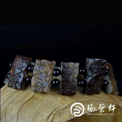 兽面和田玉手链