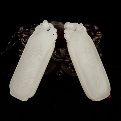 新疆和田玉白玉籽玉 梅兰竹菊吊环牌