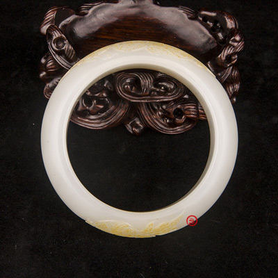 新疆和田玉红皮羊脂白玉籽玉 凤戏牡丹手镯