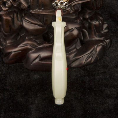 新疆和田玉红皮白玉籽玉挂件 平安 20克