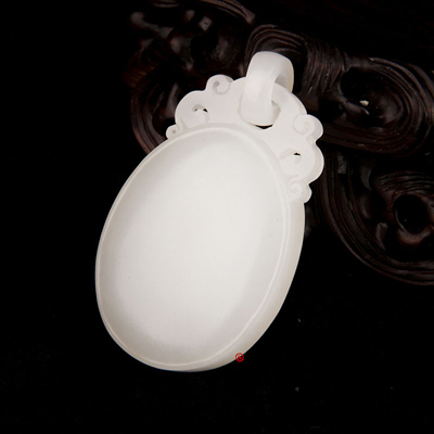 新疆和田玉羊脂白玉籽玉玉牌 平安牌 17克