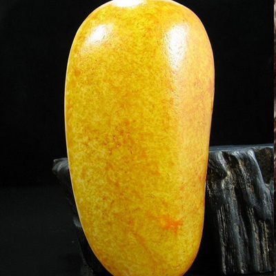 洒金皮和田玉原石