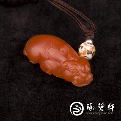 南红玛瑙挂件貔貅
