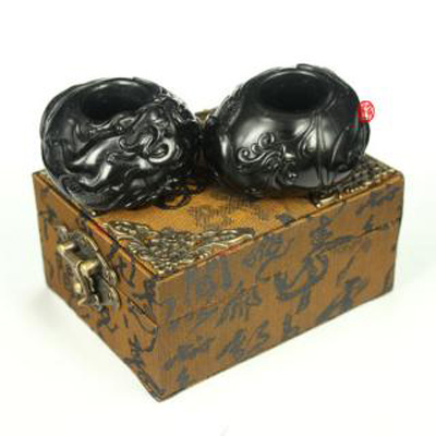 新疆和田玉墨碧籽玉扳指 墨碧扳指