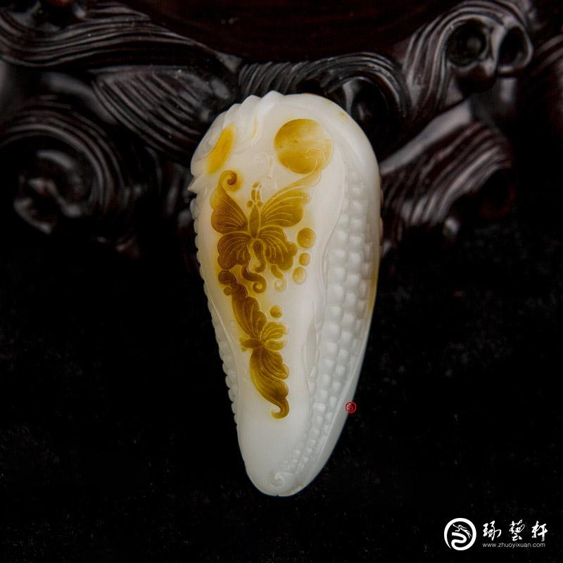【琢藝軒】新疆和田玉紅沁白玉籽玉掛件 蝶戀花 18克