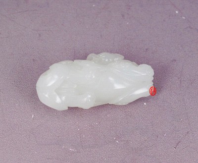 【琢藝軒】新疆和田玉黃皮白玉籽玉掛件 貔貅 35克