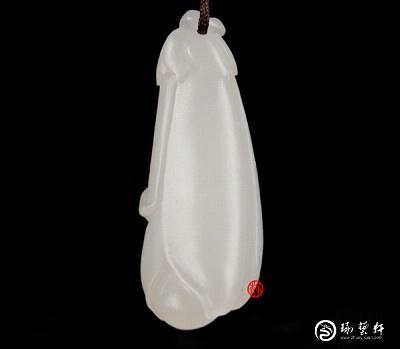 【琢藝軒】新疆和田玉黃皮白玉籽玉掛件 蘭花 6克