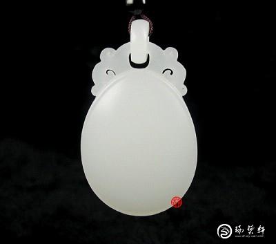 【琢藝軒】新疆和田玉白皮羊脂白玉籽玉掛件 平安無事牌 12克