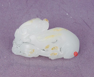【琢藝軒】新疆和田玉黃皮一級白玉籽玉 貔貅（已完工） 35克