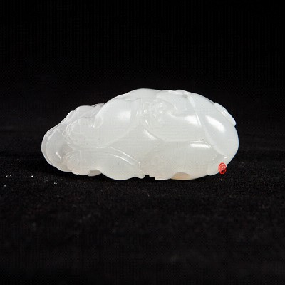 【琢藝軒】新疆和田玉黃皮白玉籽玉掛件 貔貅 21克