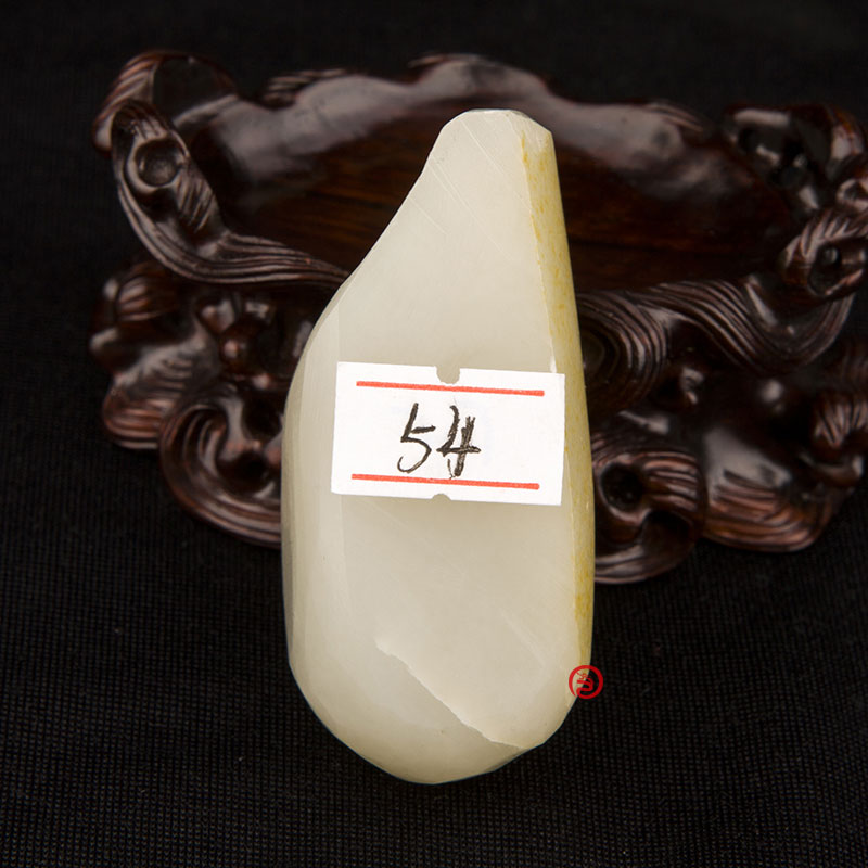 新疆和田玉黃皮白玉籽玉原料 87克
