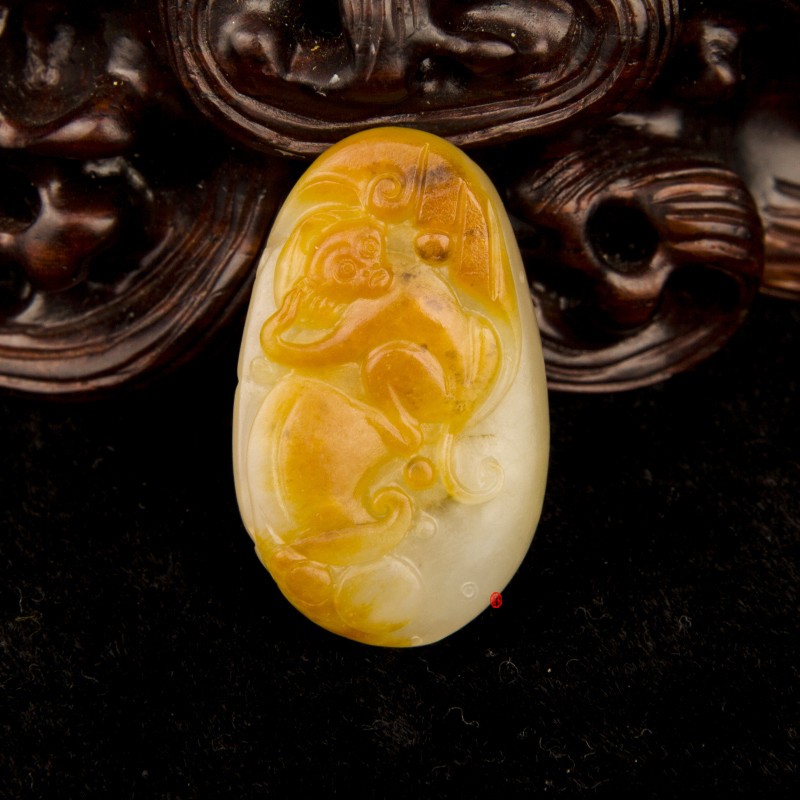 【琢艺轩】新疆和田玉黄沁白玉籽玉挂件 代代封侯  10克