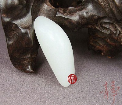 【琢藝軒】重681克 新疆和田玉灑金皮白玉籽玉 原石 681克