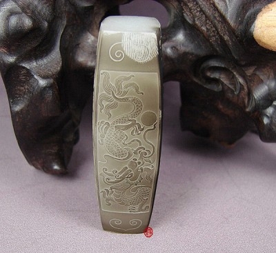 【琢藝軒】新疆和田玉黃皮一級白玉籽玉 侍女（已完工）186克