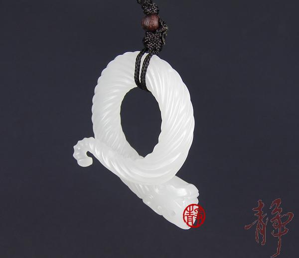【琢藝軒】新疆和田玉羊脂白玉籽玉掛件   龍環(huán)  11克